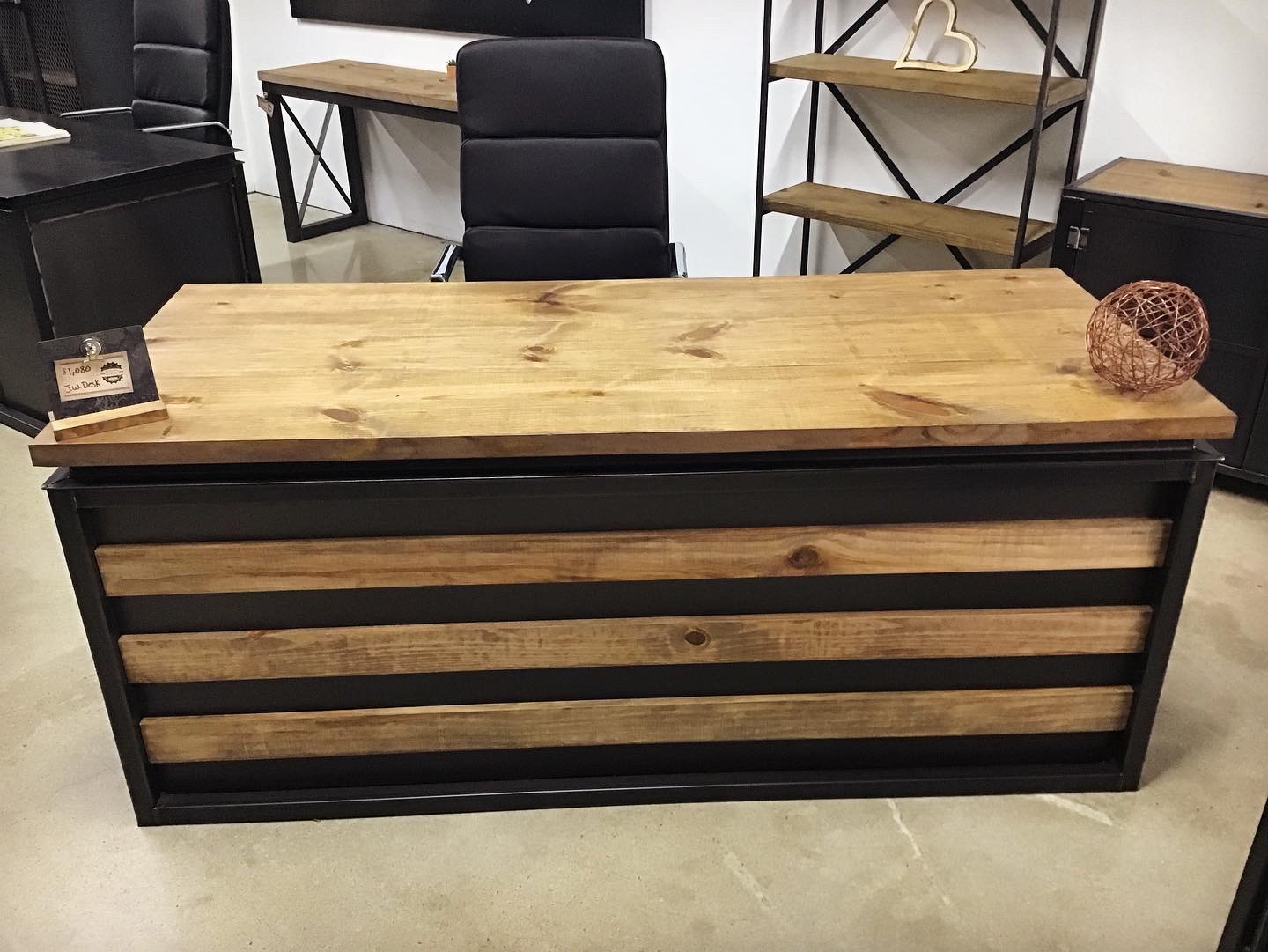 9C09AD75-ABC3-410C-92E7-821636002C3C